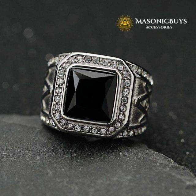 Charming Masonic Ring With Eye-Catching Rhinestones | MasonicBuys